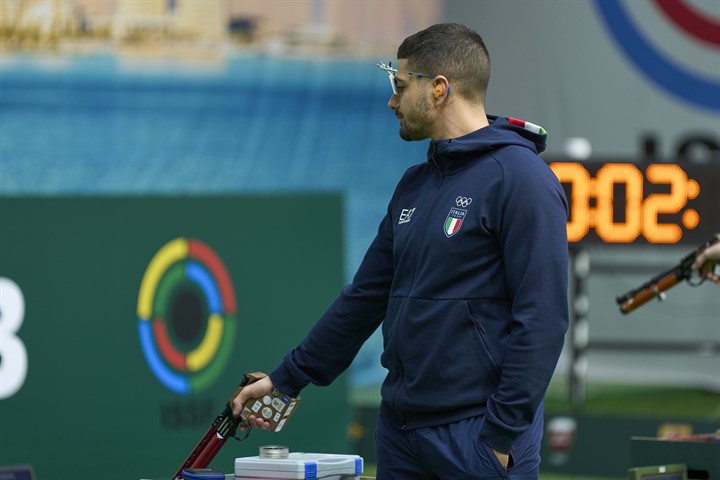 all i qualify from italy.  Paolo Monna carried the azzurra pistol ai Giochi!